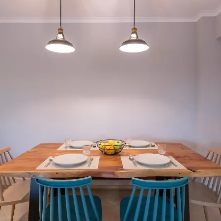 S&a Apartment